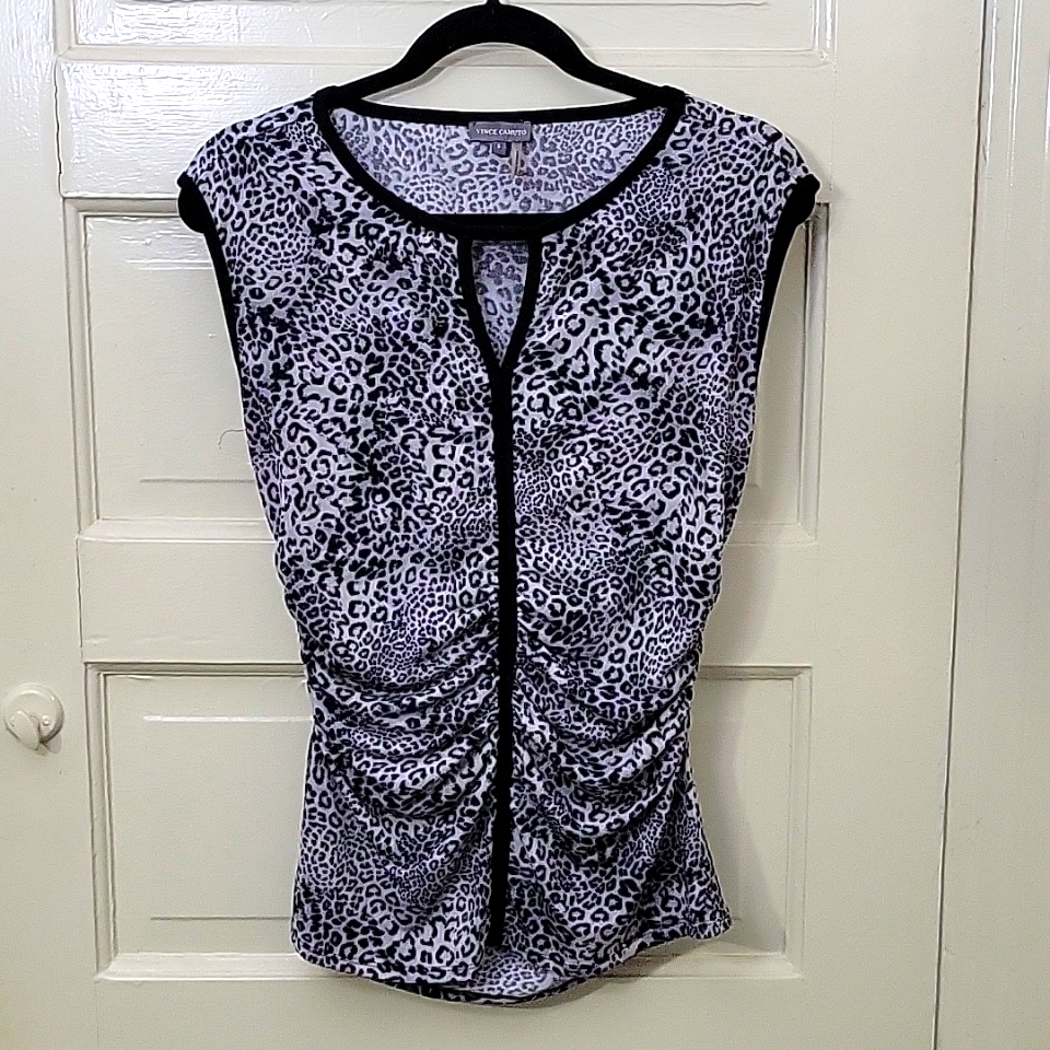 Vince Camuto Ruched Top
